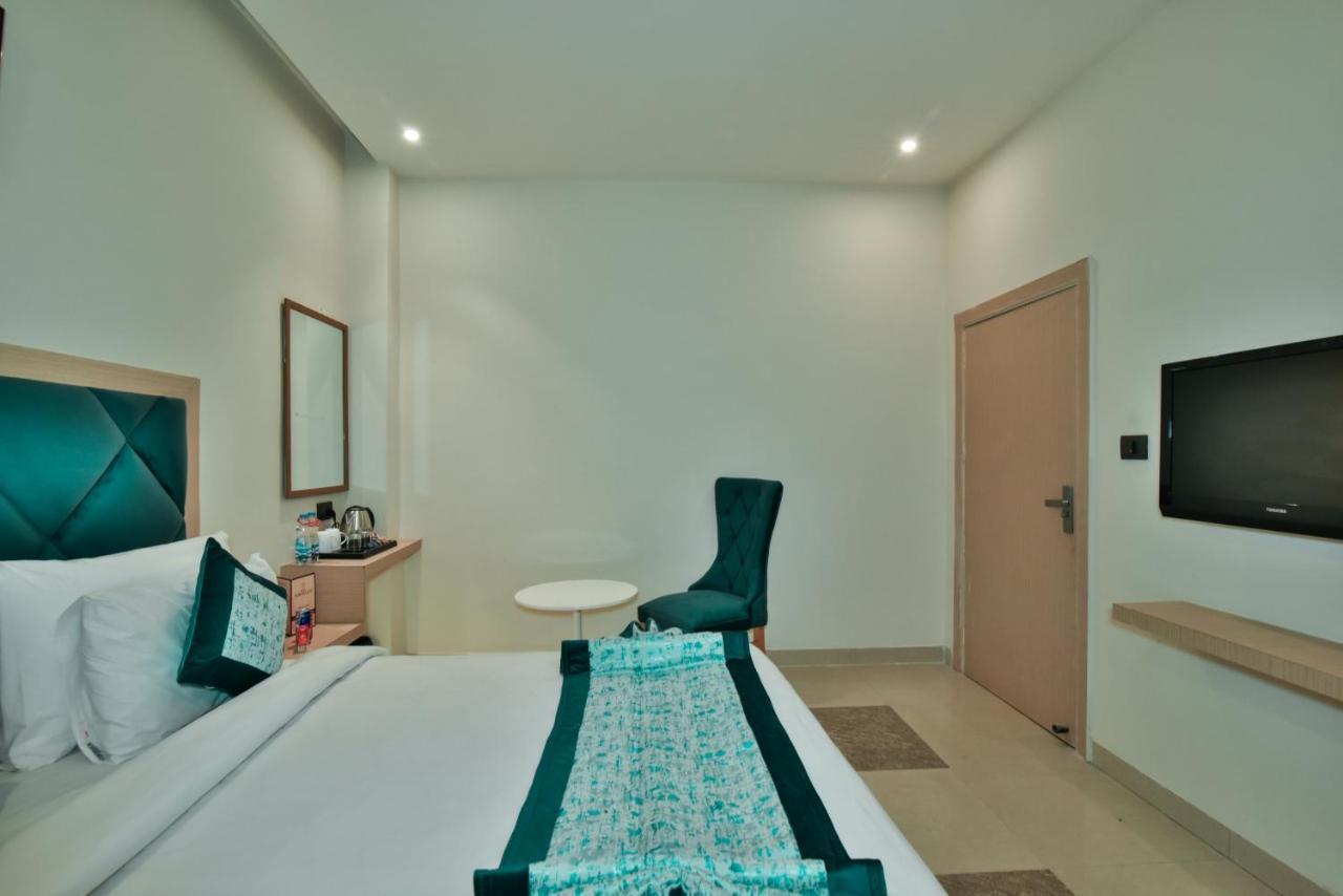 Puri Palace 3*
